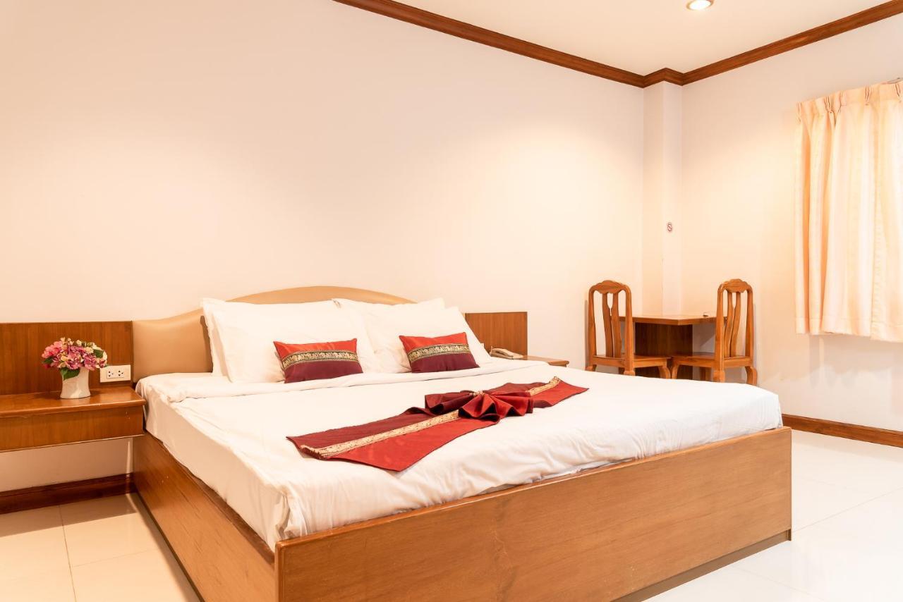 Pn Gold Resort 방샌 외부 사진